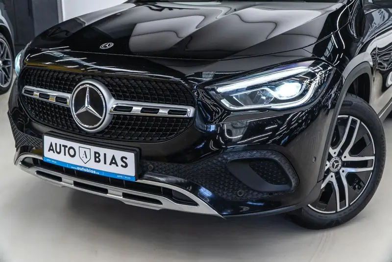 Mercedes-Benz GLA — Poza 10