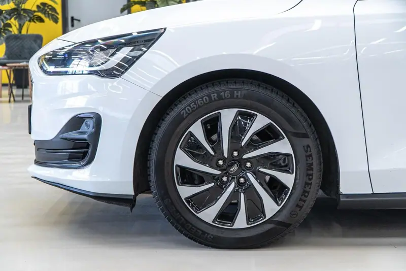 Ford Focus — Poza 40