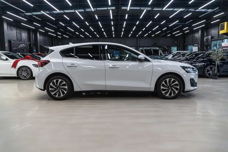 Ford Focus — Poza 19