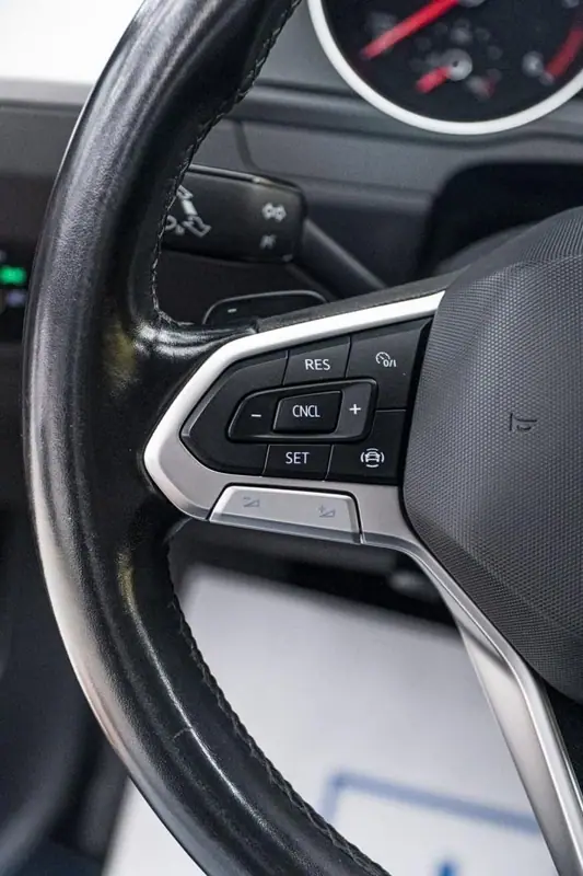 Volkswagen Passat — Poza 14