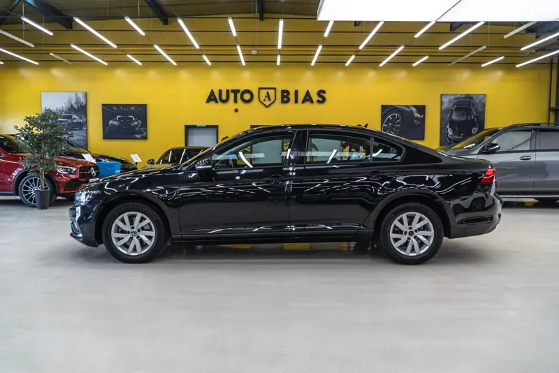 Volkswagen Passat — Poza 16