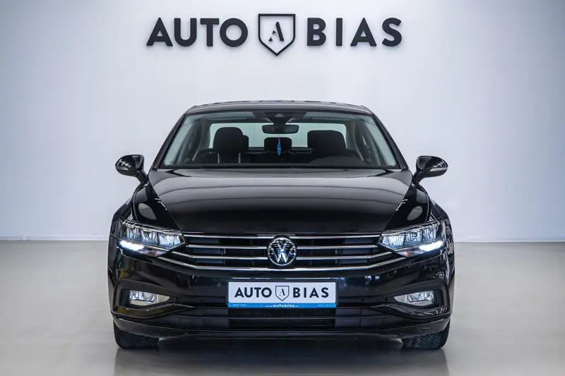 Volkswagen Passat — Poza 22
