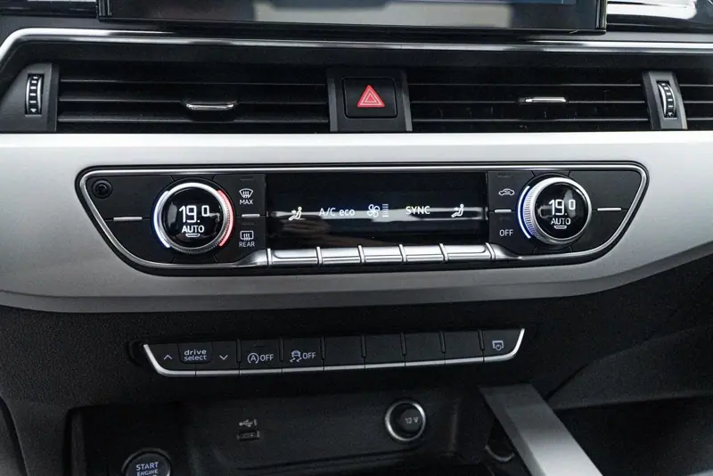 Audi A4 Limuzina — Poza 11