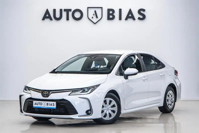 Toyota Corolla 2022 — poza 1