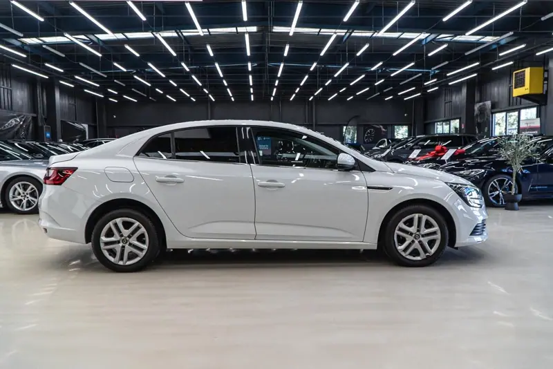 Renault Megane — Poza 19