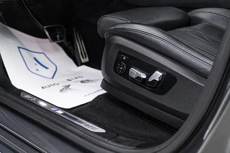BMW X7 — Poza 37