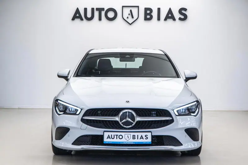 Mercedes-Benz CLA 180 — Poza 22