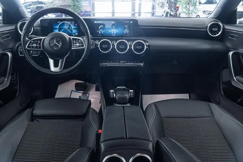 Mercedes-Benz CLA 180 — Poza 30