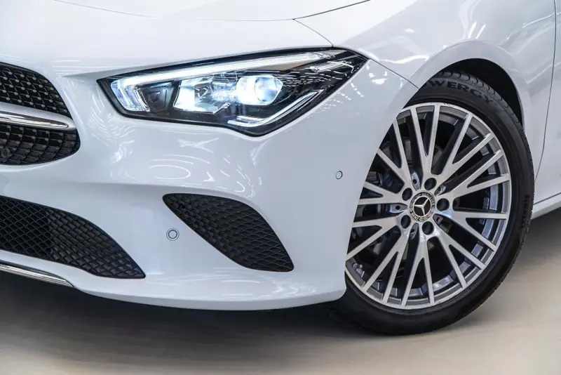 Mercedes-Benz CLA 180 — Poza 34