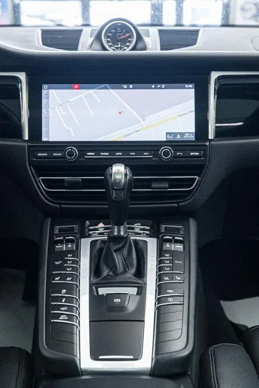 Porsche Macan — Poza 4