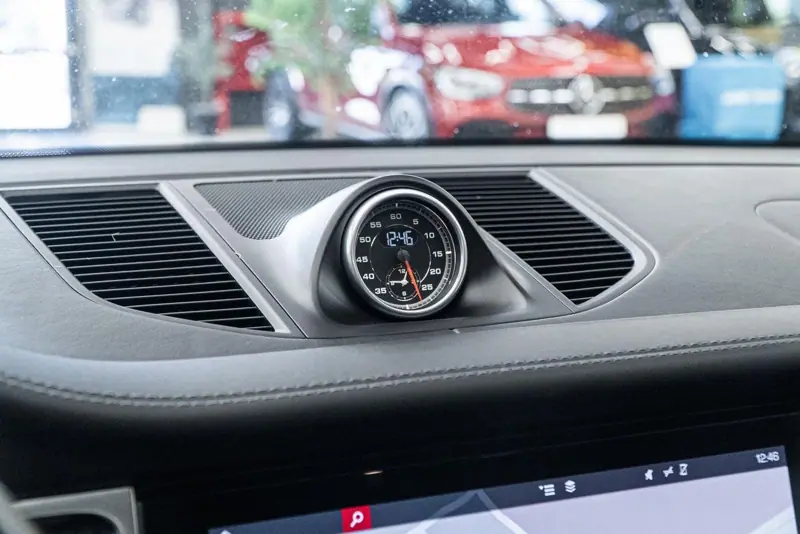 Porsche Macan — Poza 18