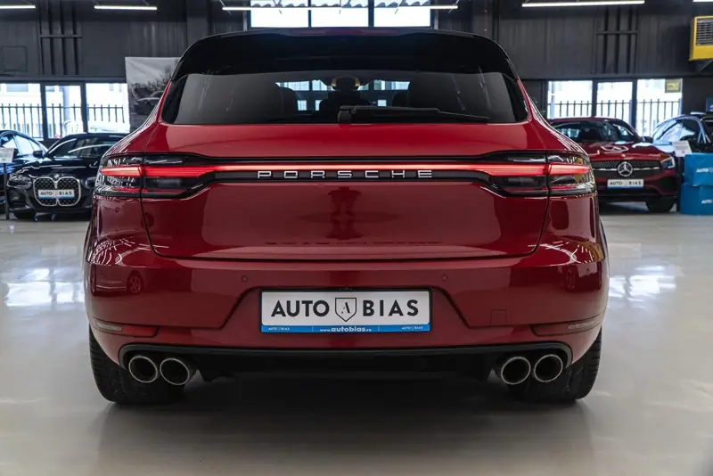 Porsche Macan — Poza 25