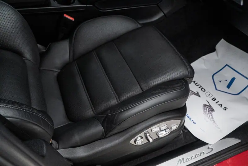 Porsche Macan — Poza 35