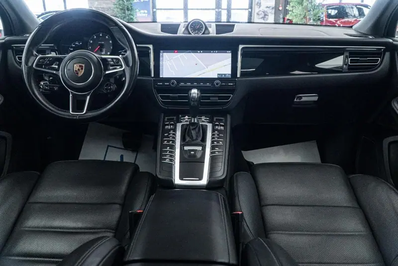 Porsche Macan — Poza 38