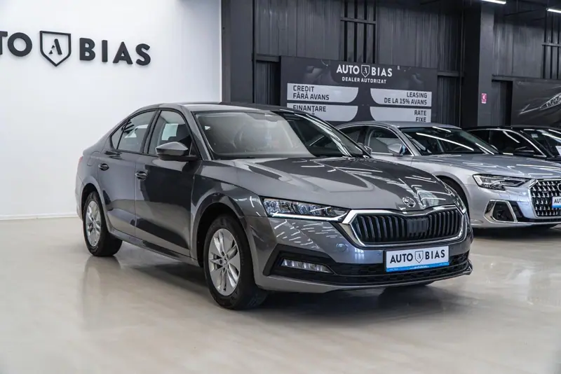 Skoda Octavia — Poza 3
