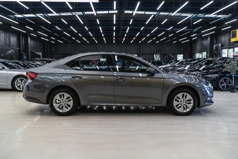 Skoda Octavia — Poza 19
