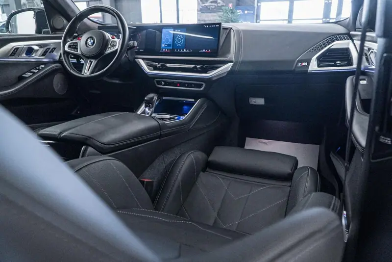BMW XM — Poza 2