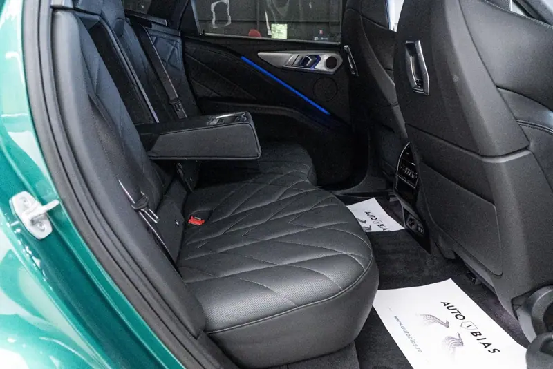 BMW XM — Poza 8