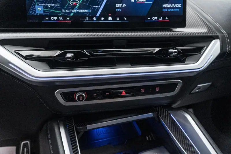 BMW XM — Poza 12