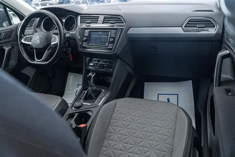 Volkswagen Tiguan — Poza 2