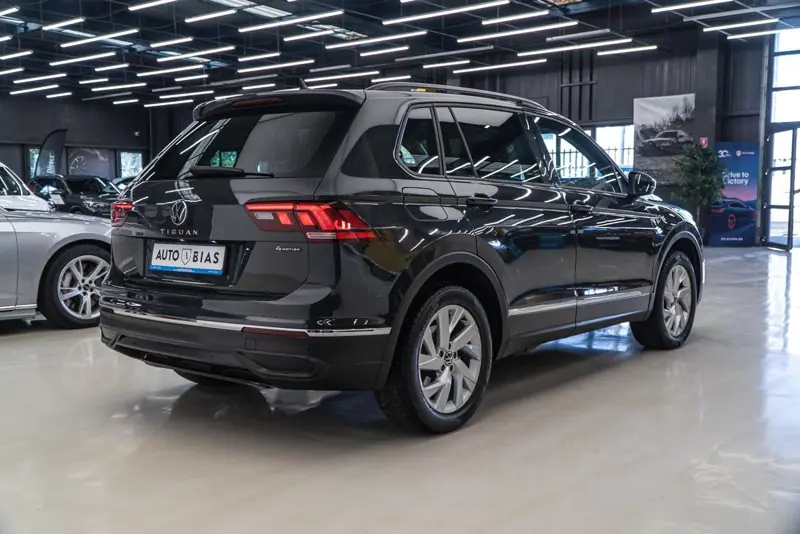 Volkswagen Tiguan — Poza 7