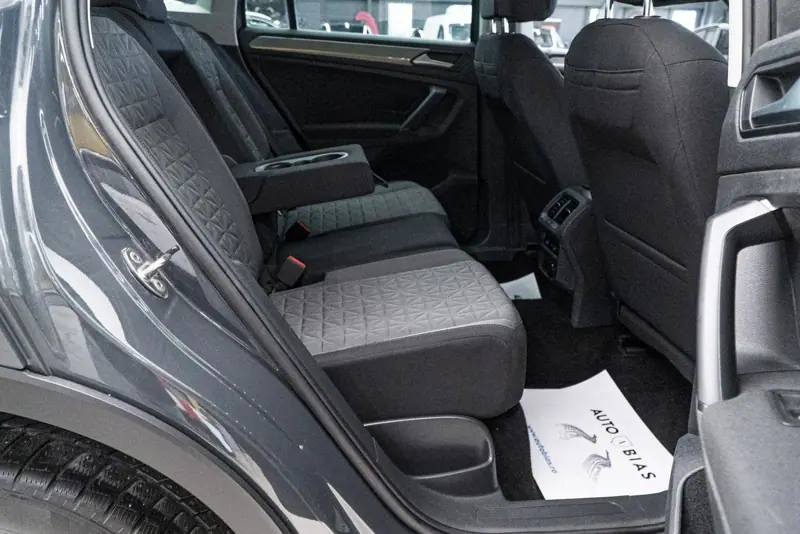 Volkswagen Tiguan — Poza 8