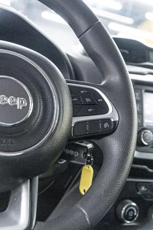 Jeep Renegade — Poza 21