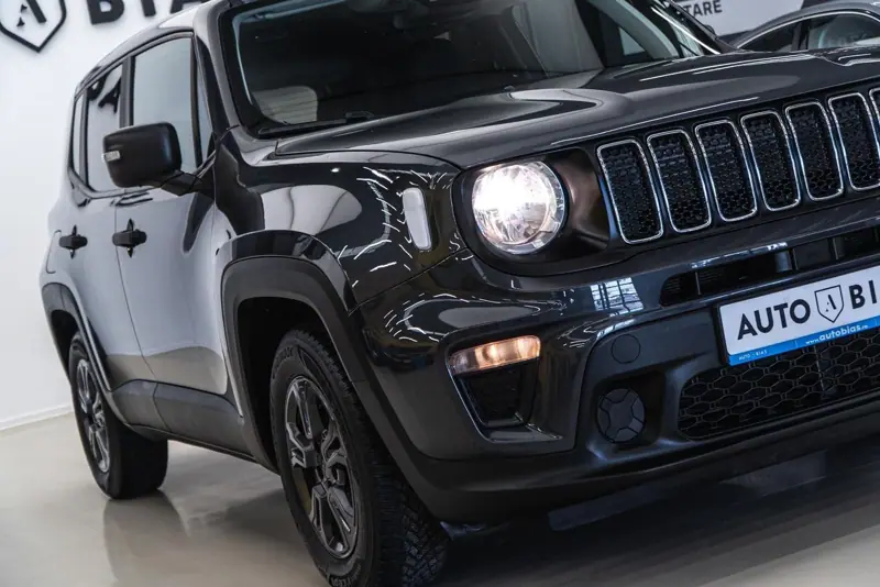 Jeep Renegade — Poza 28
