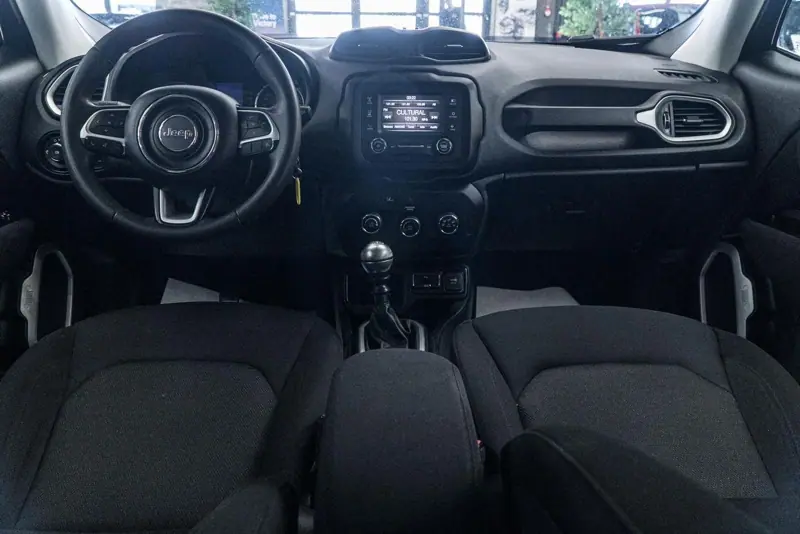 Jeep Renegade — Poza 38