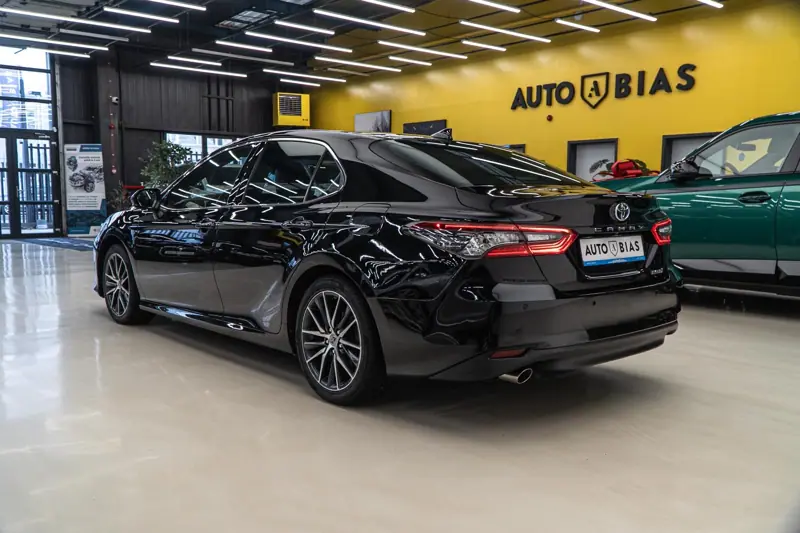 Toyota Camry — Poza 5