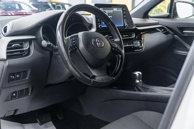 Toyota C-HR — Poza 6