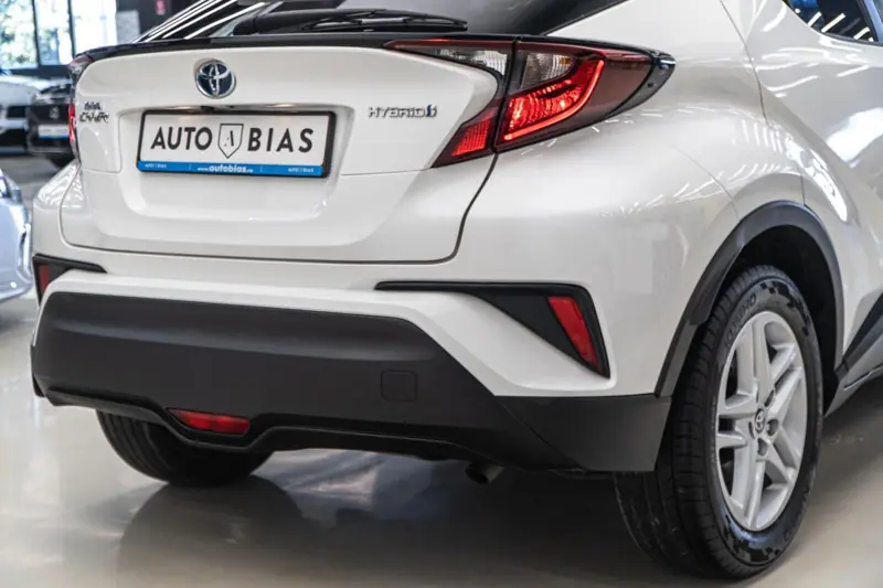 Toyota C-HR — Poza 13