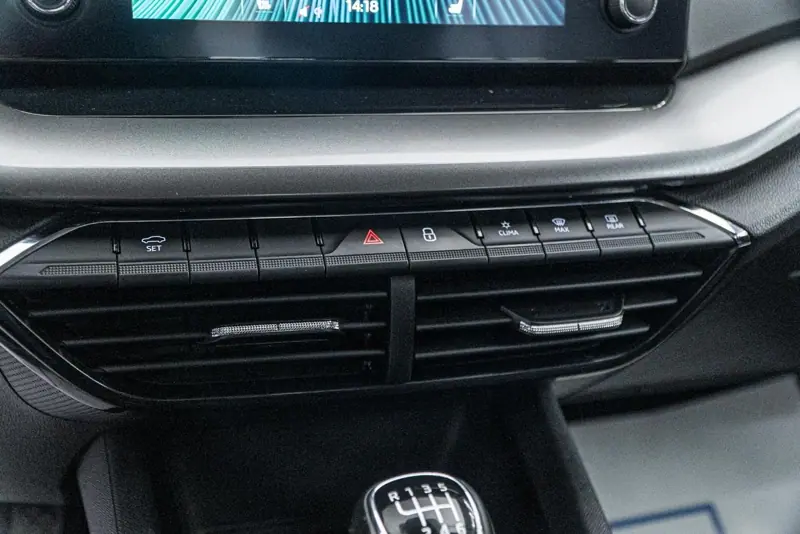 Skoda Octavia — Poza 11
