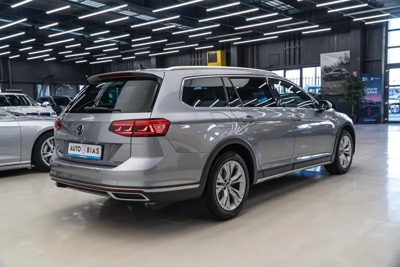Volkswagen Passat Alltrack — Poza 5