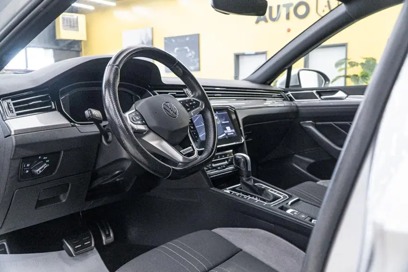 Volkswagen Passat Alltrack — Poza 6