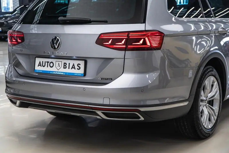 Volkswagen Passat Alltrack — Poza 13