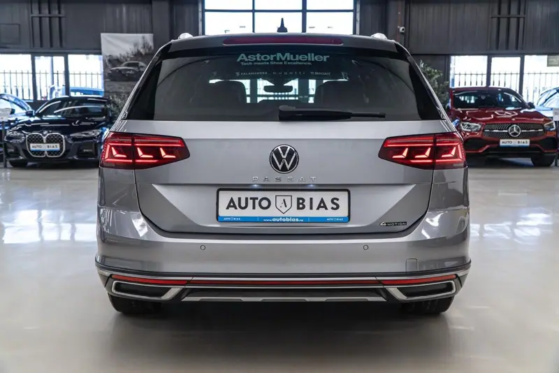Volkswagen Passat Alltrack — Poza 25