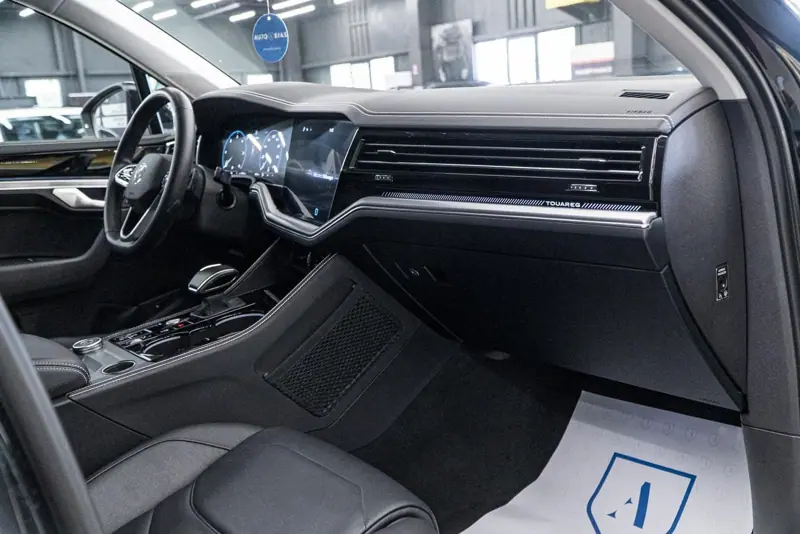 Volkswagen Touareg — Poza 38