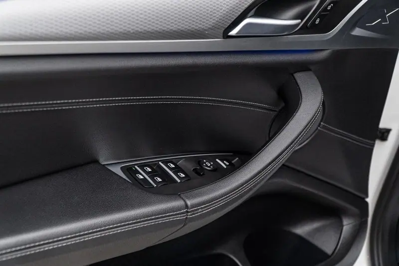 BMW X4 — Poza 27