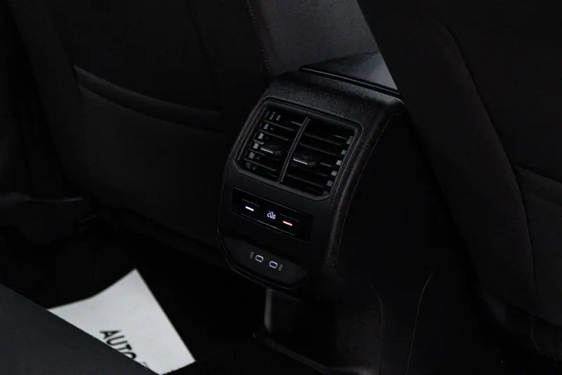 Seat Leon — Poza 18