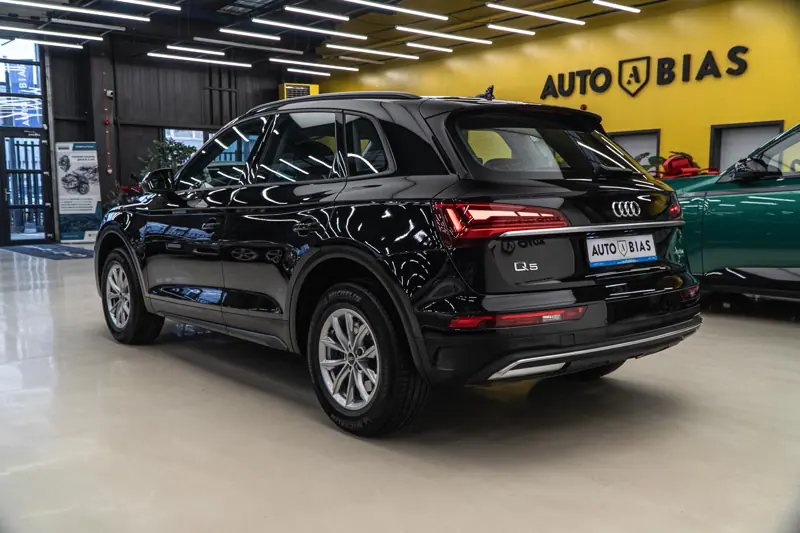 Audi Q5 — Poza 5