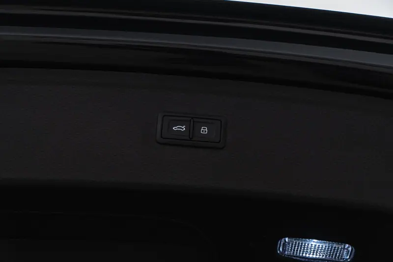 Audi Q5 — Poza 12
