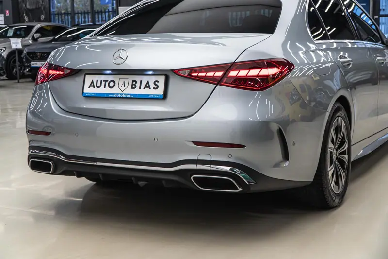 Mercedes-Benz C — Poza 13