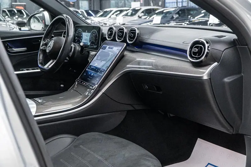 Mercedes-Benz C — Poza 18