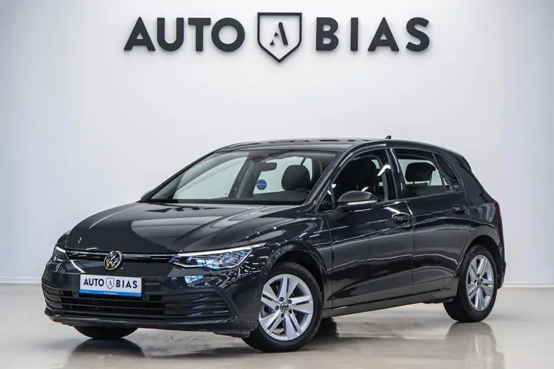 Volkswagen Golf 2021 — poza 1