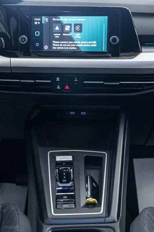 Volkswagen Golf — Poza 4