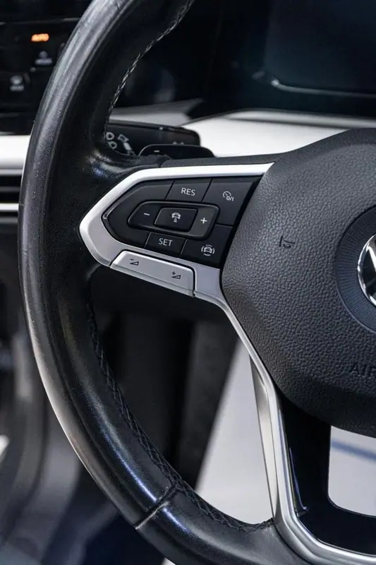 Volkswagen Golf — Poza 17