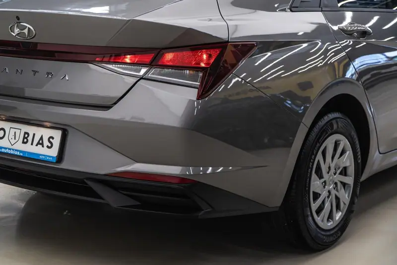 Hyundai Elantra — Poza 37