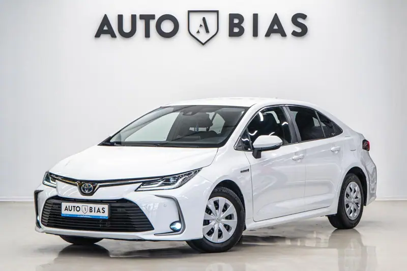 Toyota Corolla 2021 — poza 1