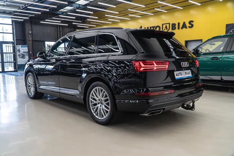 Audi Q7 — Poza 5